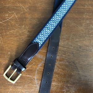 Used vineyard vines belt